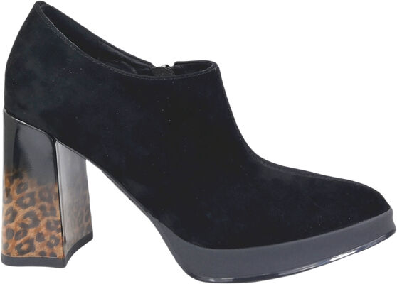 Good price LADY SANDALS online