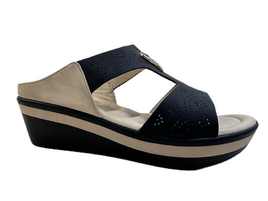 Good price LADY SANDALS online