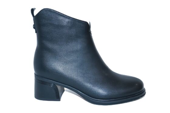 Good price CHUNKY SOLE SLIP-ON WINTER BOOTIES online