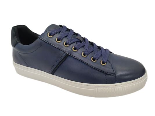 Good price Men's Sneakers online