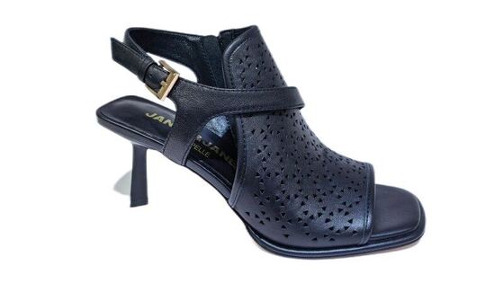 Good price Ladies Leather Sandals online