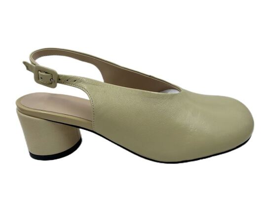Good price Ladies Leather Sandals online