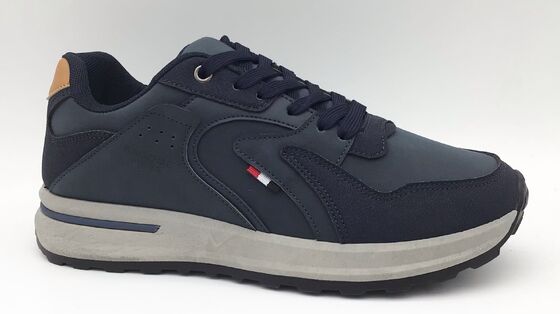 Good price Men's Sneakers online