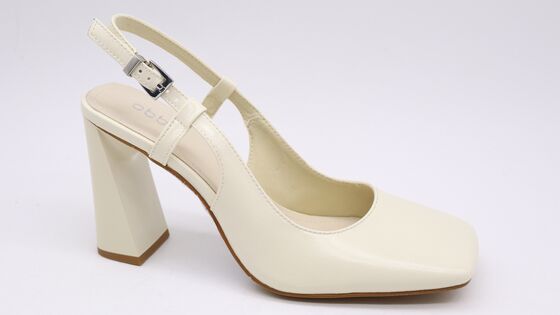 Good price Ladies Fashion Sandals online
