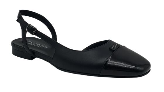 Good price Ladies Fashion Sandals online
